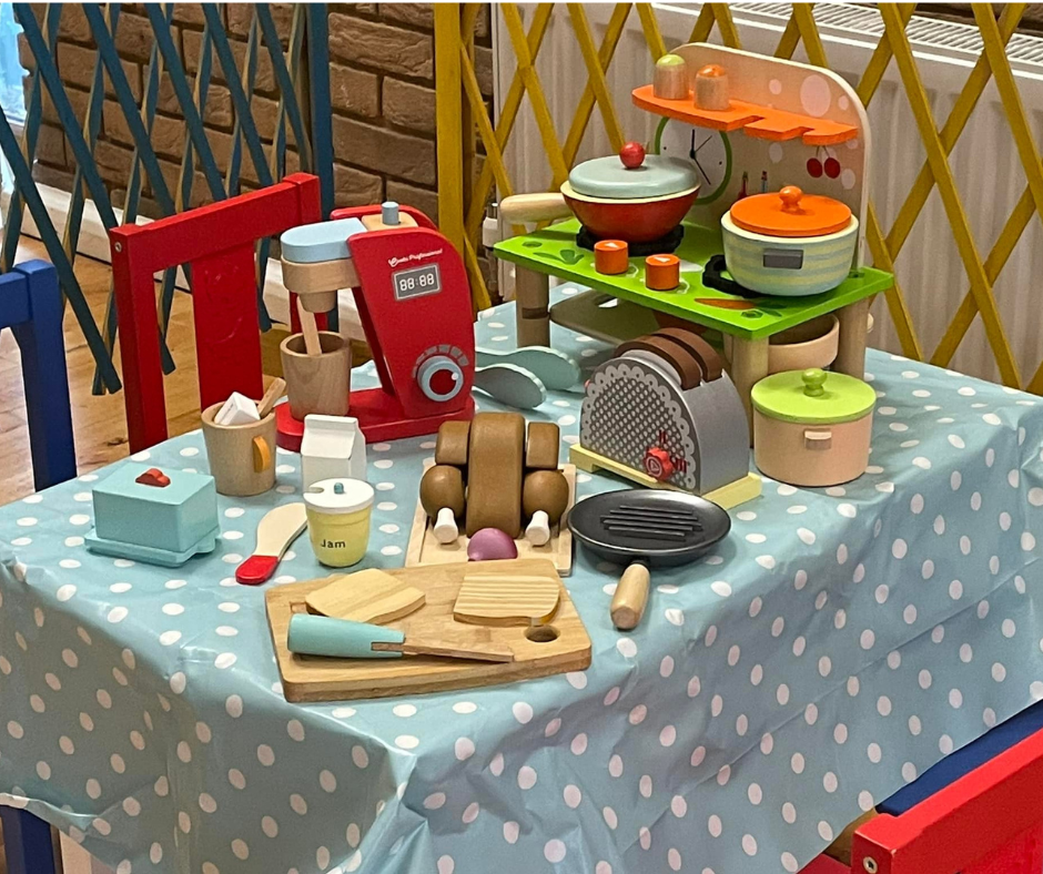 Tiny Town Dining